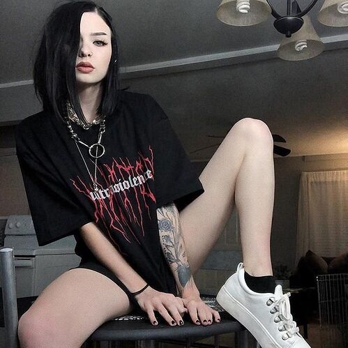 Punk gothic ultraviolence tee