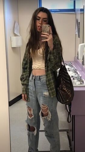 #summeroutfit #summer #fashion #ootd #summervibes #style #fashionblogger #outfitoftheday #summerstyle #outfit #summertime #fashionista #summerfashion #onlineshopping #instafashion #outfitinspiration #summerdress #styleblogger